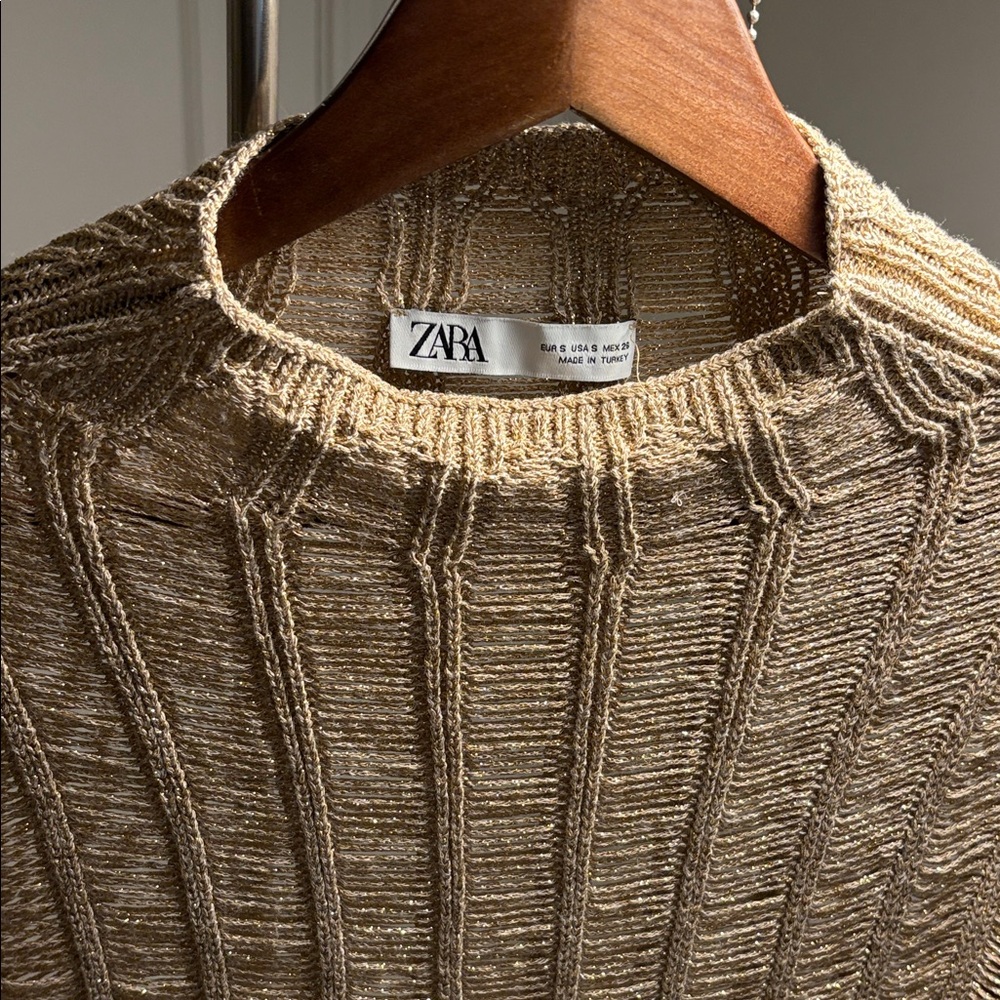 Zara women’s gold knit Crewneck Sweater